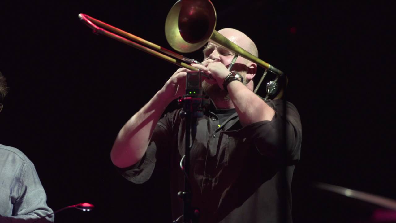 Lukas Frei HIGH STRIKER - Bob's Sunday (live)