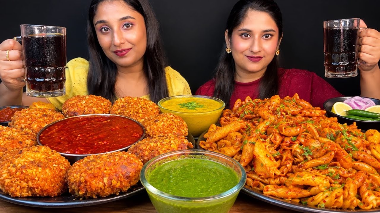 Eating😋Giant Kurkure Momo with Different Type Of Chutney and Spicy Pasta Challenge | Food Challenge 