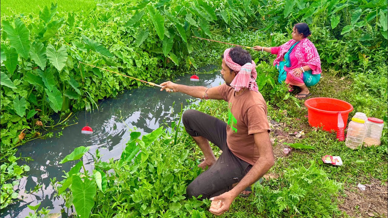 Fishing Video | Traditional village lady & man fishing scene will amaze everyone | Best hook fishing