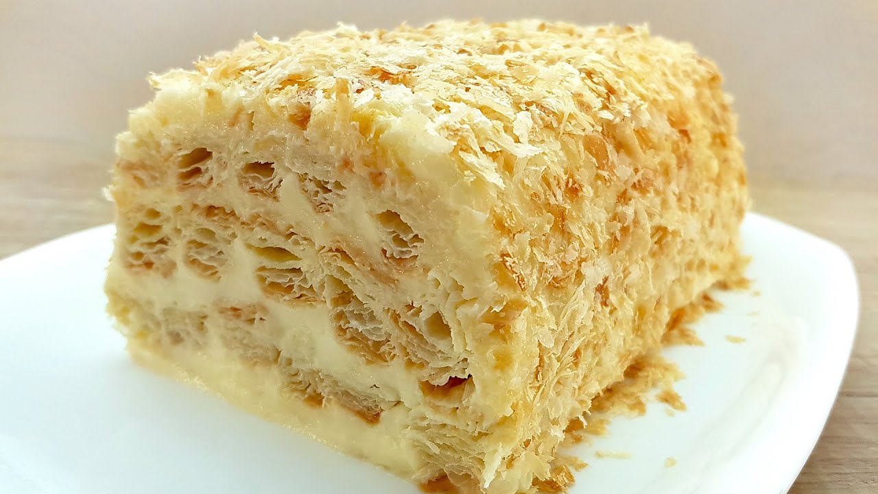 Замечательный десерт, его можно приготовить за считанные минуты! Торт из слоеного теста #077