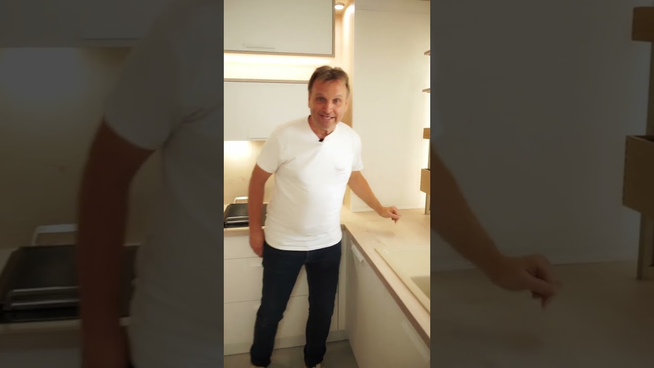 KIS KONYHA TELE &Ouml;TLETES MEGOLD&Aacute;SOKKAL