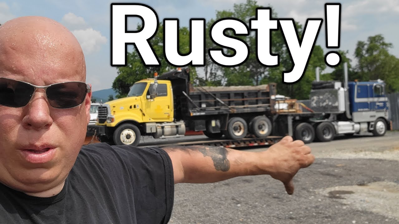 This Dump Truck Is Complete Junk!   I Haul It Anyway.