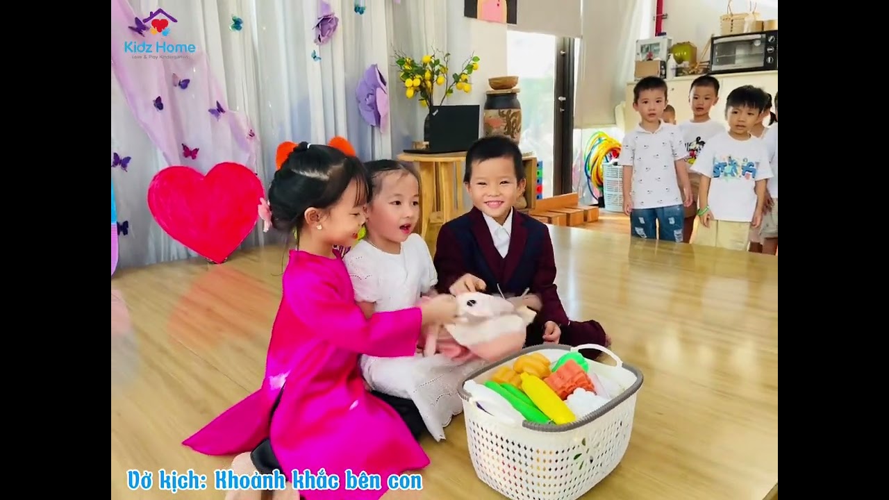 Anh Cê diễn kịch 20/10
