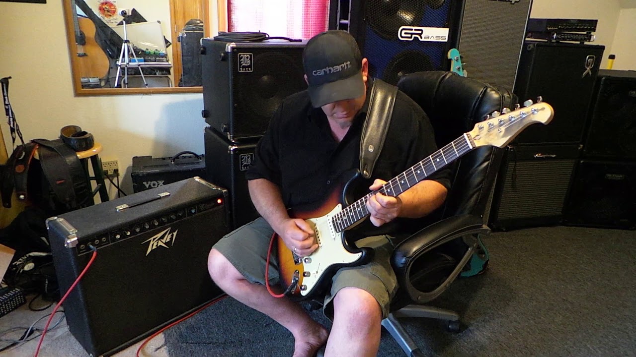 Vintage Peavey Classic 2x12 Tube Combo Amp - Demo - Andy Irvine