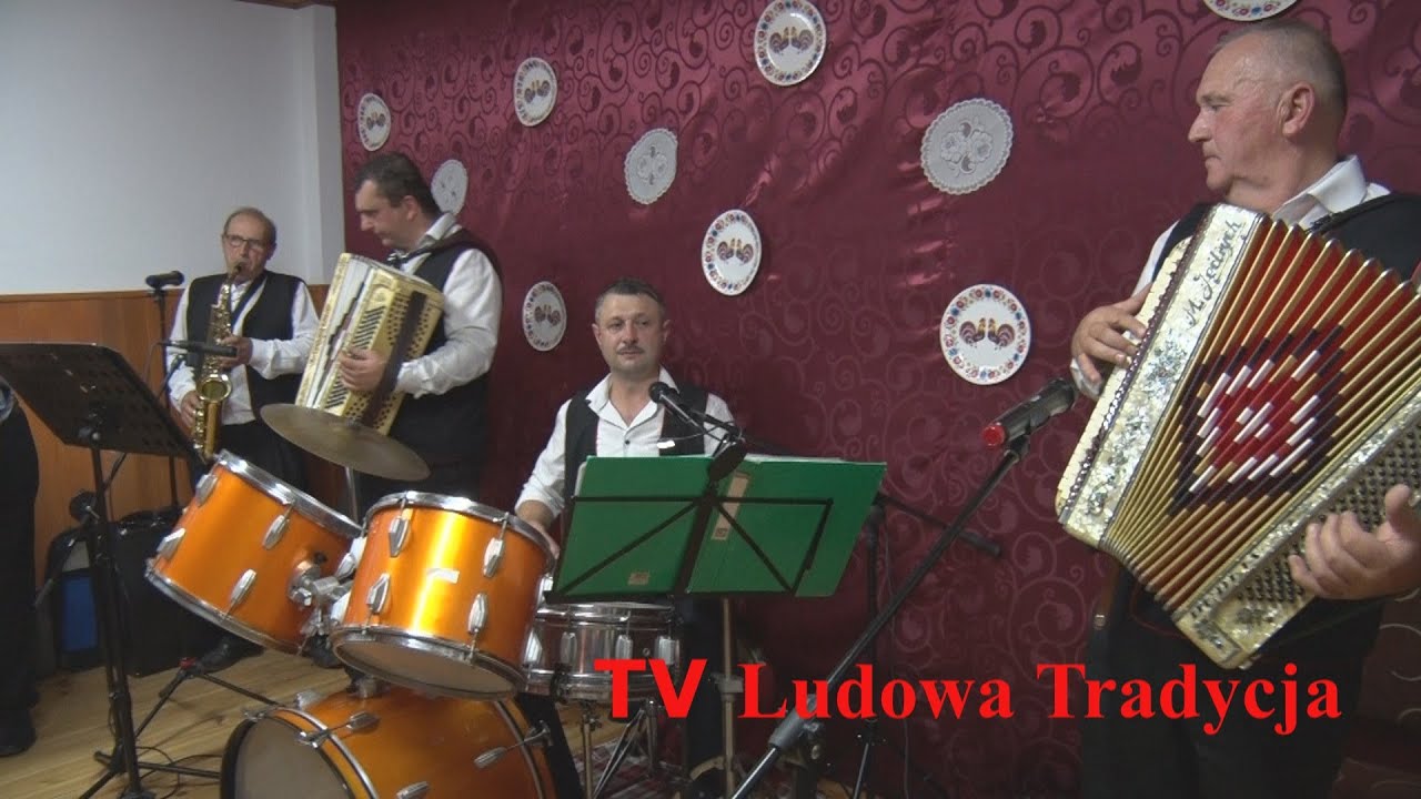 TROJANÓW - Tak bawią się jeszcze na wiejskich zabawach ! Wypasiona ORKIESTRA Krzysztofa Staręgi !