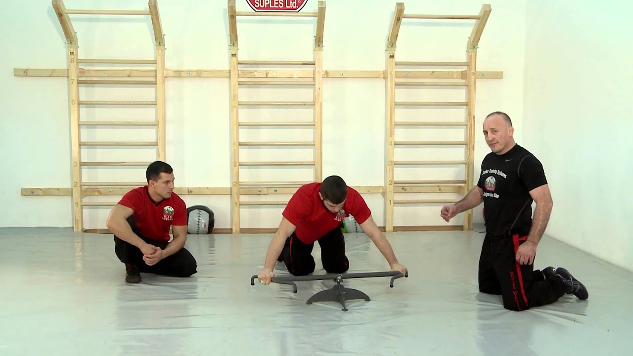 Functional Training with the Suples Spartan Bar