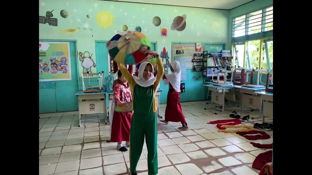 Latihan tari SDN 002 Balikpapan Selatani
