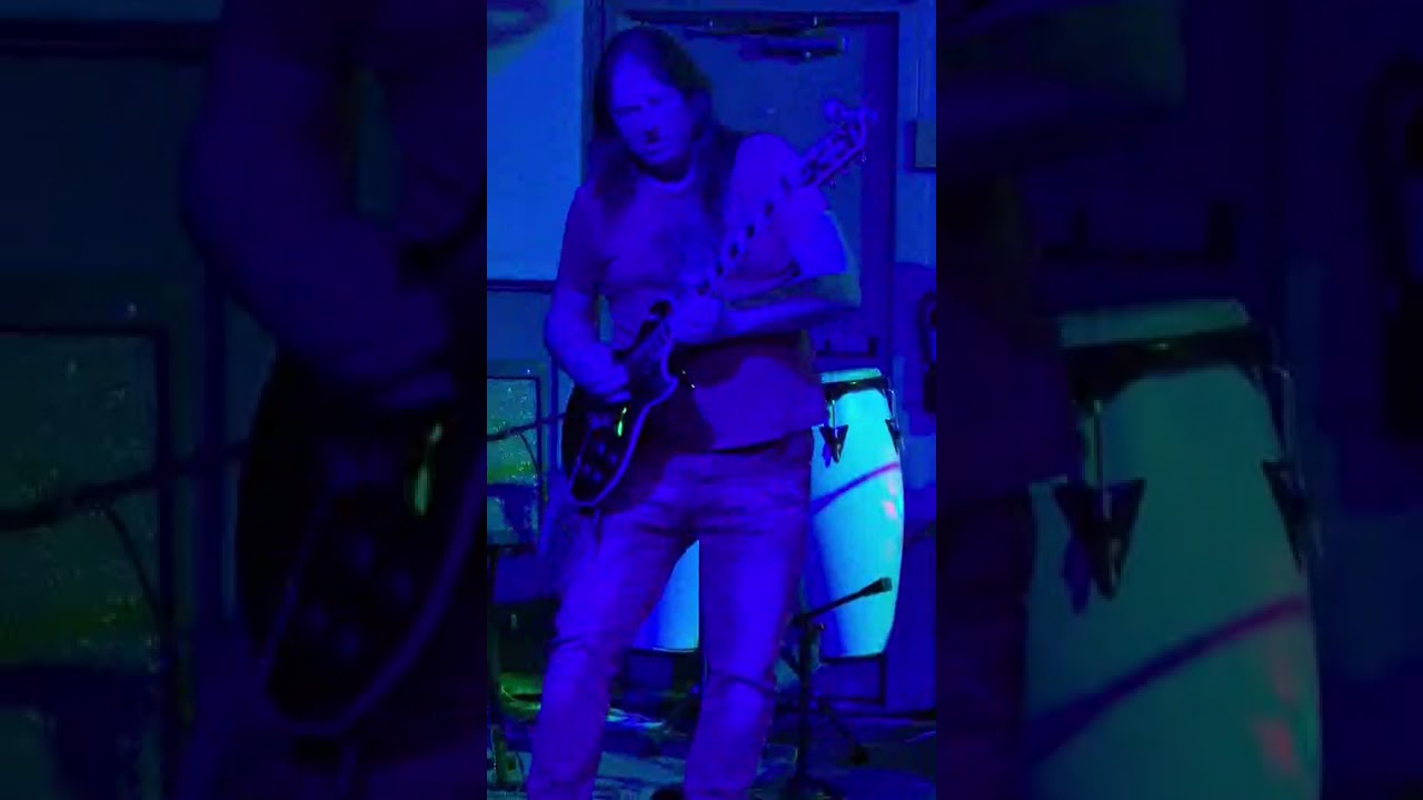 The GINN, Simple man  cover
