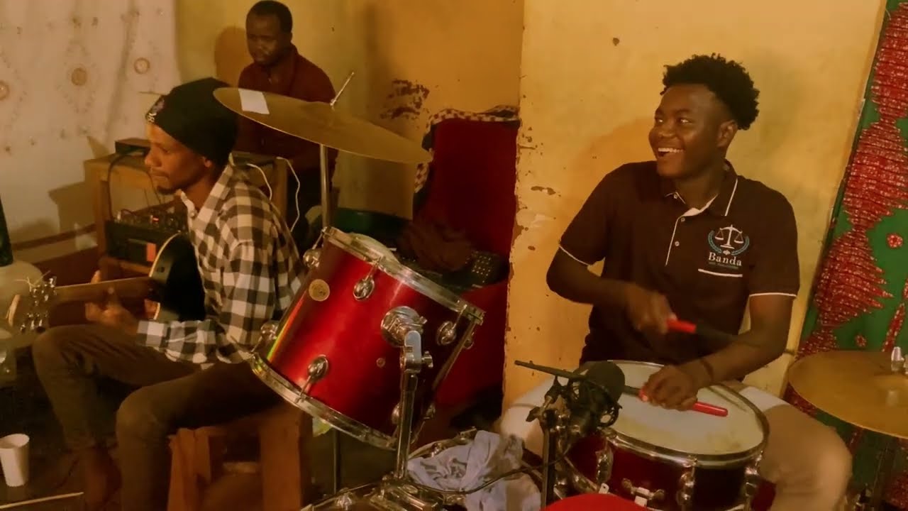 Zion The Messenger & Troders Band _Celebrate Independence day in a Reggae  Style #reggae #live #band
