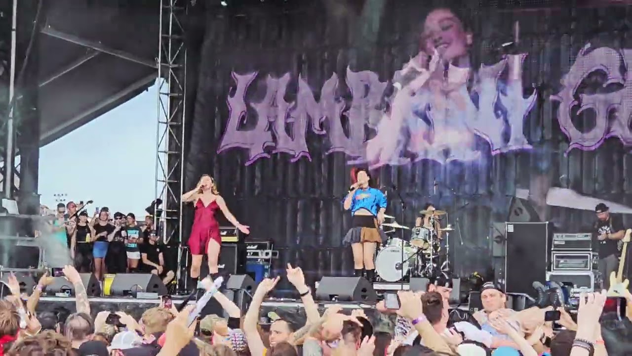 Lambrini Girls - Cuntology 101 - Riot Fest 2025 21.09.2025