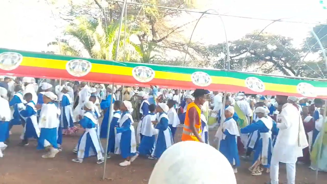 ትክክለኛው መንገድ መጨም ቢሆን መሰናክል ቢበዛ ዋጋ ያለበት ቦታ ማድረሱ አይቀርም ትንሽ ትዕግስት ብቻ ነው የሚያስፈልገው።