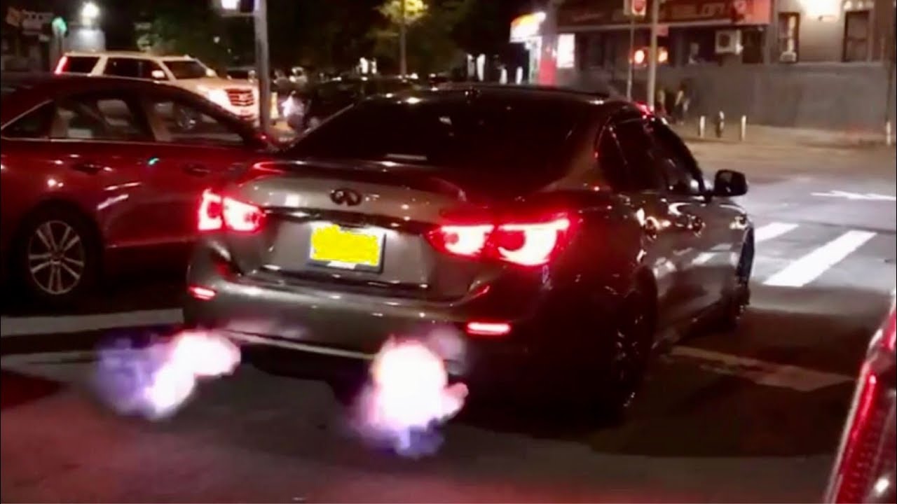 Infiniti Q50 shoots flames