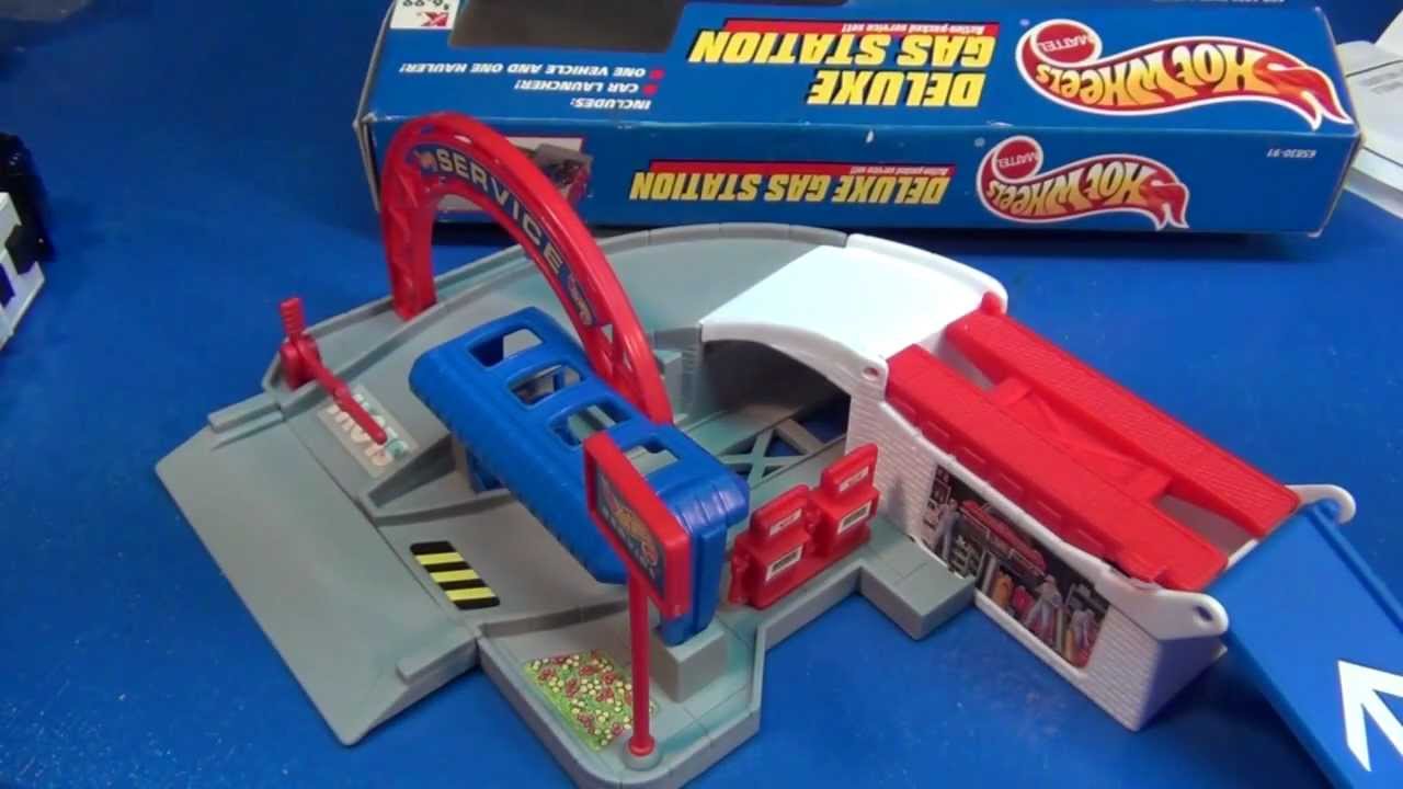 Deluxe Gas Station (1998) Hot Wheels World