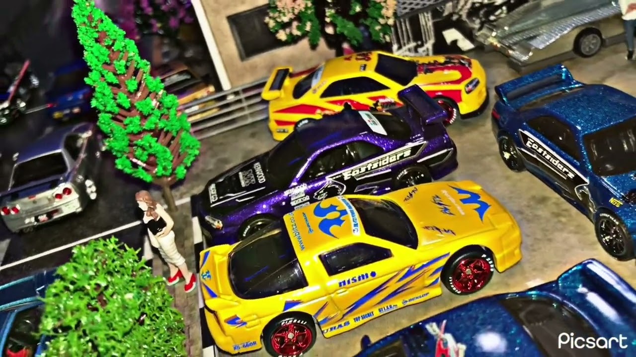 1:64 Scale Diecast Custom by me everything was made from premium models