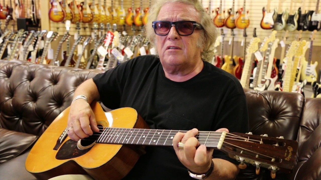 Don McLean (American Pie) playing a 1954 Martin 00-21 at Norman's Rare Guitars
