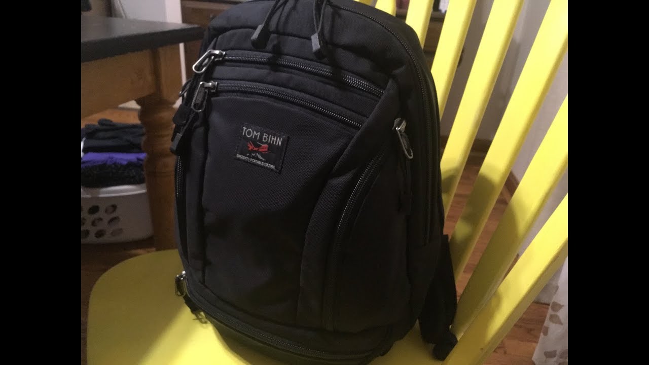 REVIEW: Tom Bihn Synapse 19 + What's in my EDC Bag