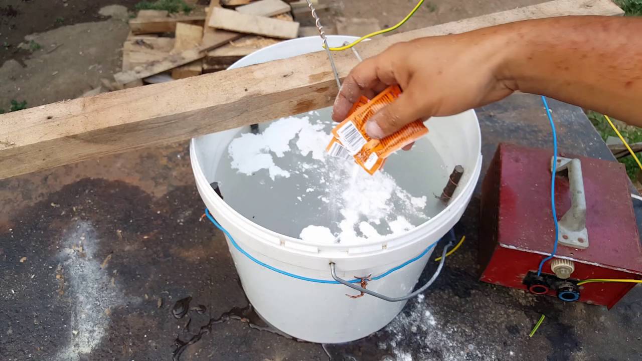Indepartare rugina prin electroliza/Rust removal