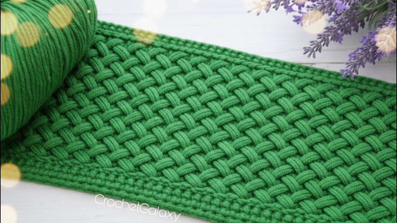 FAST & SIMPLE Crochet Stitch for Beginners ⚡️ One Row Repeat Tutorial