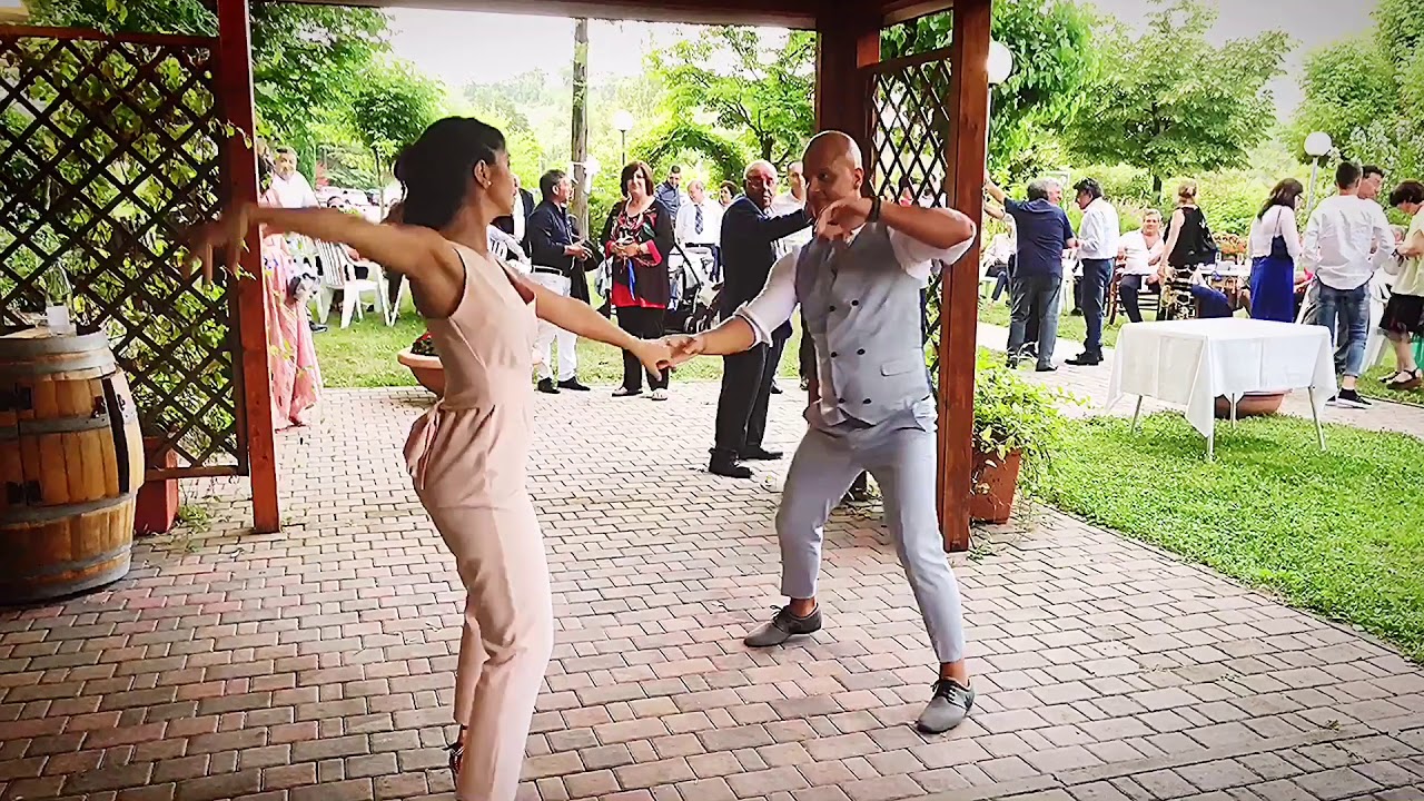 Serafino e Marika [ Abbracciame ]  • Bachata Sensual in Pavullo nel Frignano • 2018
