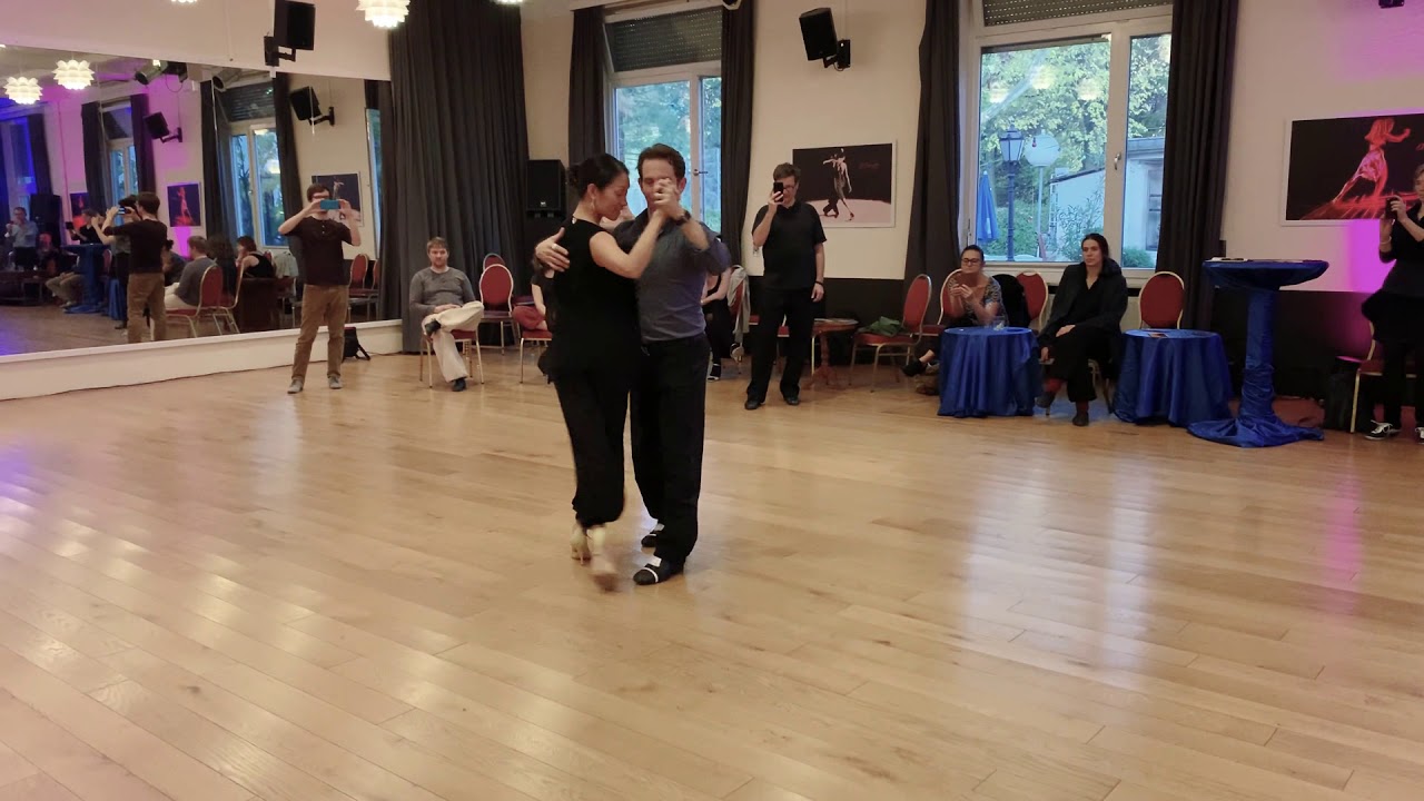 Improvising with Sacadas | michelle + joachim
