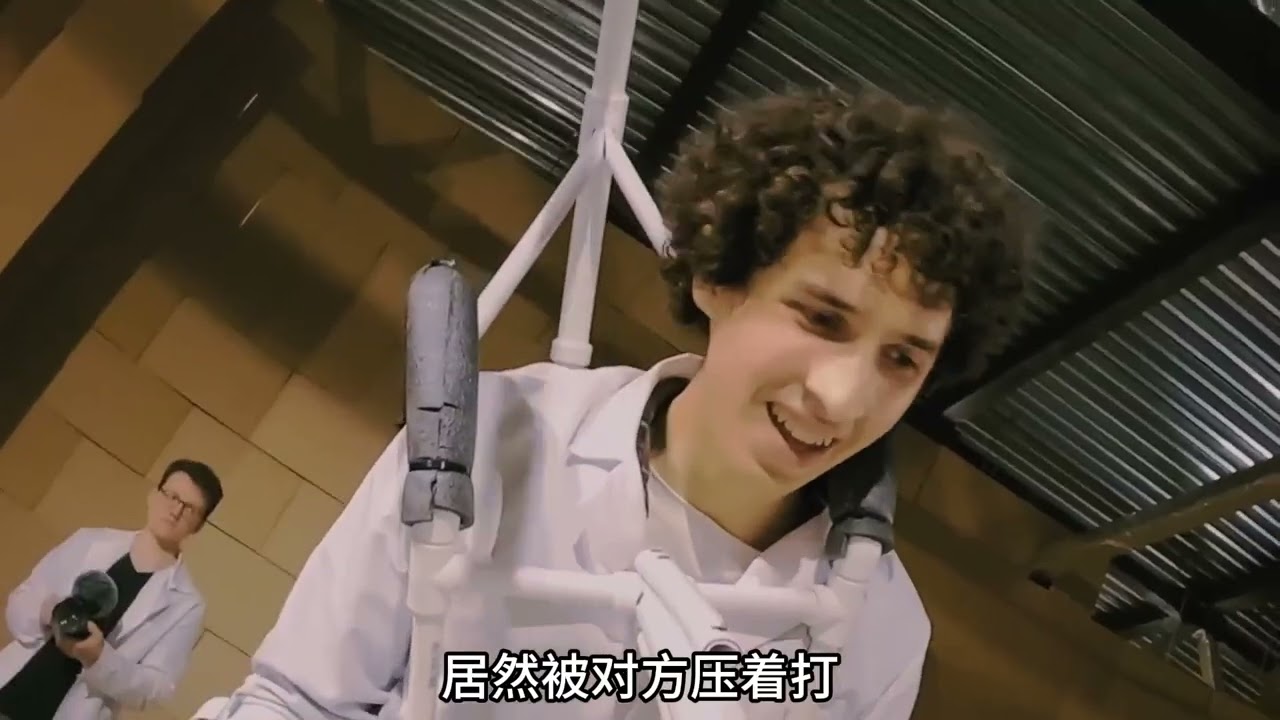 #减速带 #纸壳机甲格斗赛