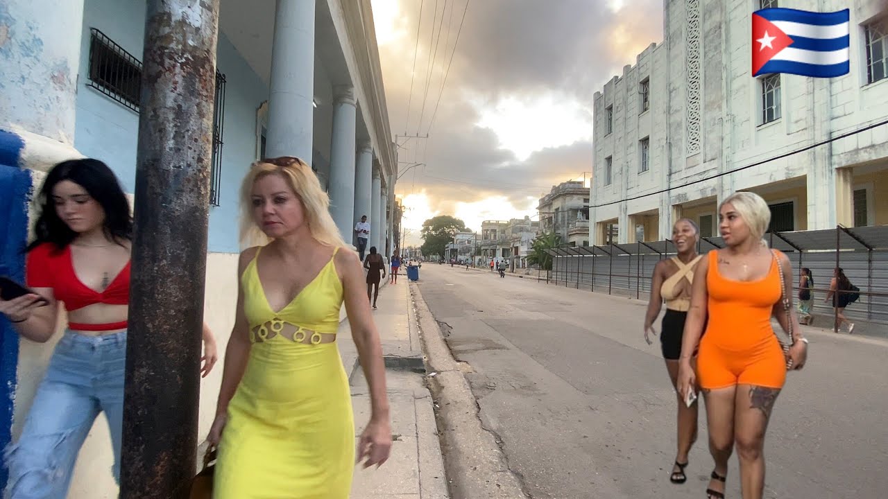 Recorriendo un barrio de CUBA hoy