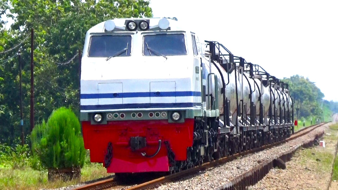 LIVE TOP KOMPILASI KERETA API LOKOMOTIF VINTAGE,WnB,RnB FUL NGEBUT | KERETA API NUSANTARA