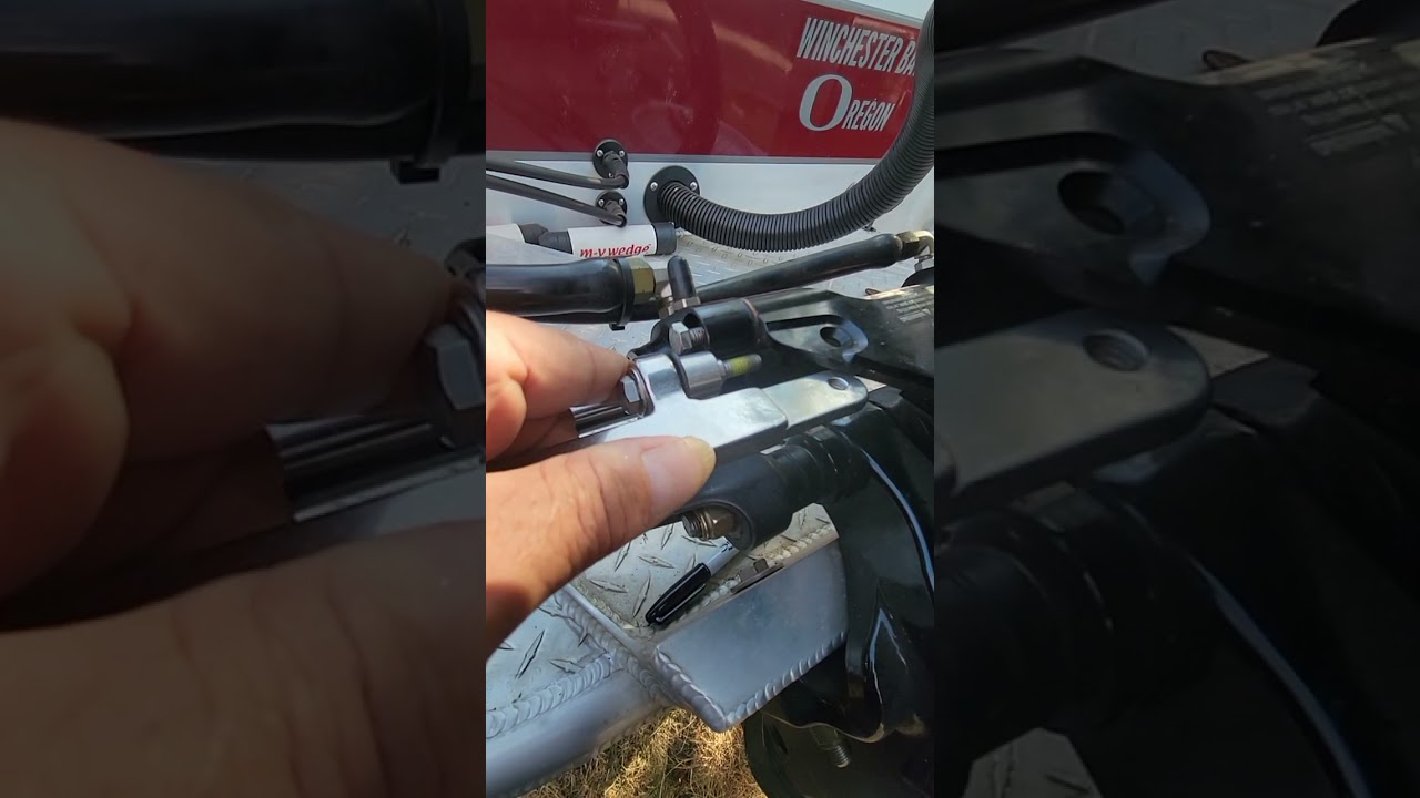 55-2700 panther marine-tech to Mercury outboard