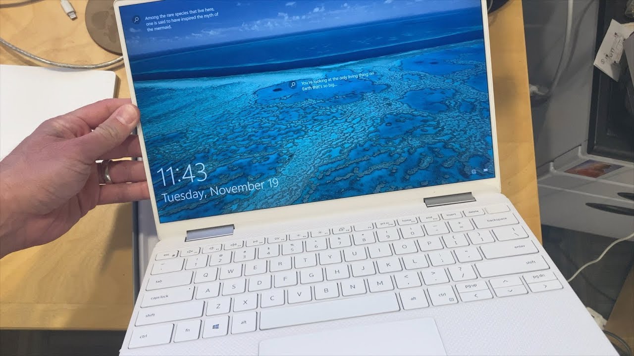 Dell XPS 13 2 in 1 Unboxing - 2019 / 2020 Edition