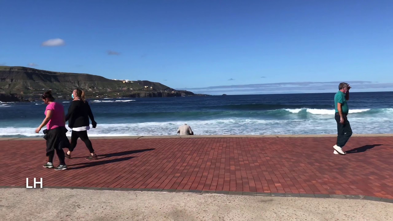 PLAYA DE LAS CANTERAS COMO UN DÍA DE VERANO, POR LUIS HERNÁNDEZ