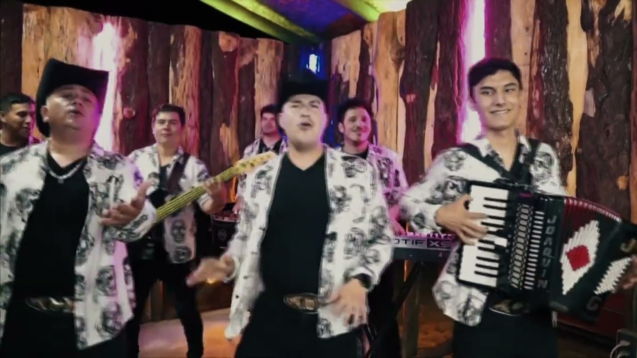 Banda Salvajes - De parranda con la Banda