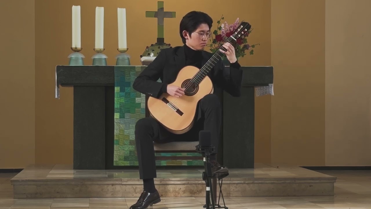 Prelude from Lute Suite in E Major BWV 1006a  - Johann Sebastian Bach (Jehee Lee)