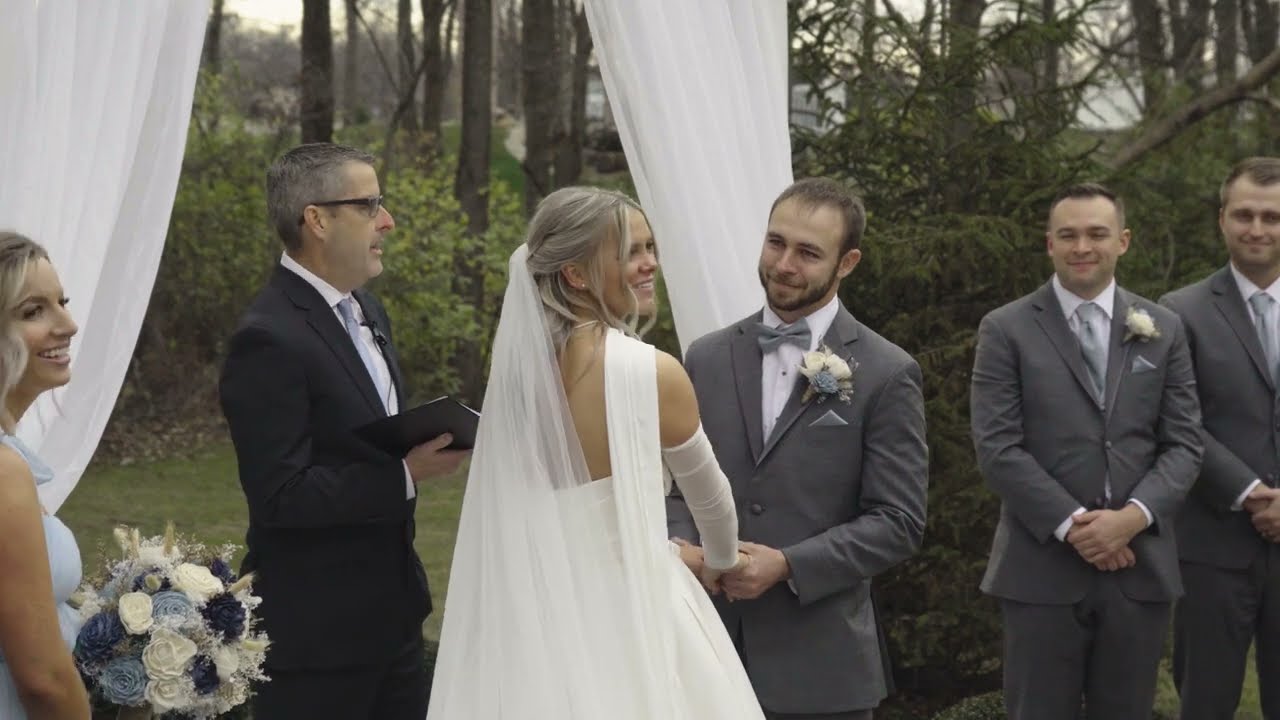 Miranda & Blake Green Wedding Ceremony Film | The Lodge at River Valley | Daze Filmography