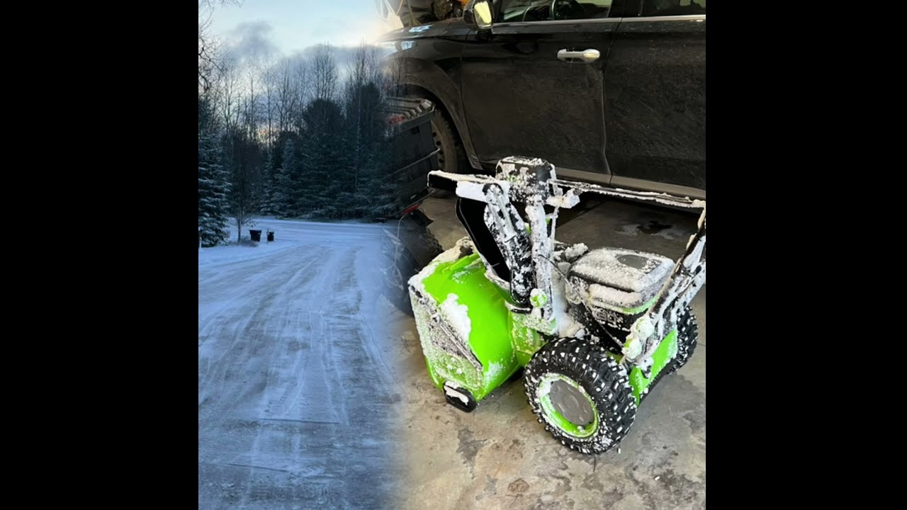 Greenworks 80 Volt 24&rsquo; Dual Stage Snow Blower from Costco