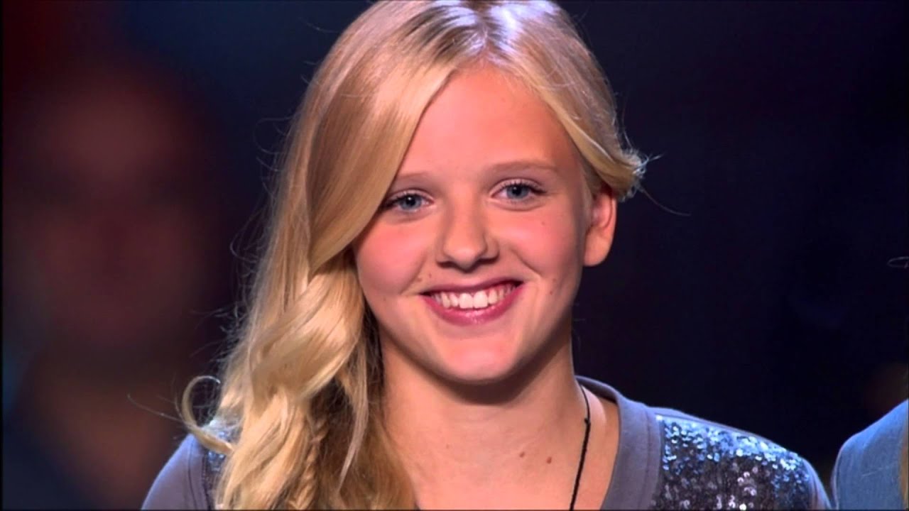 Esmée Vs Maya Vs Marise - Flashlight | The Battle | The Voice Kids 2016