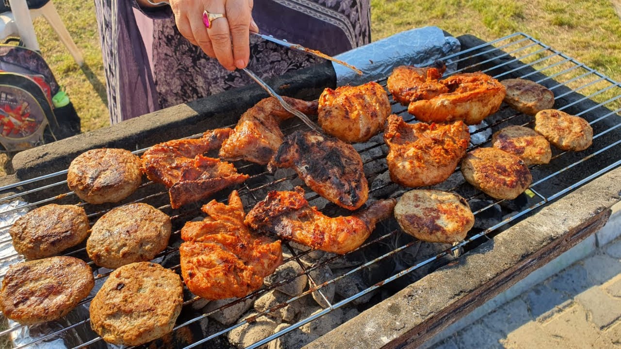Barbeque at the Egaila Beach in Kuwait || Tandoori Chicken on the beach