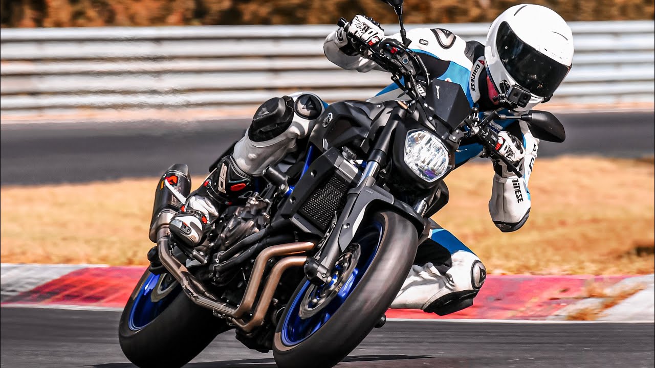 Yamaha MT 07 on the Nordschleife!