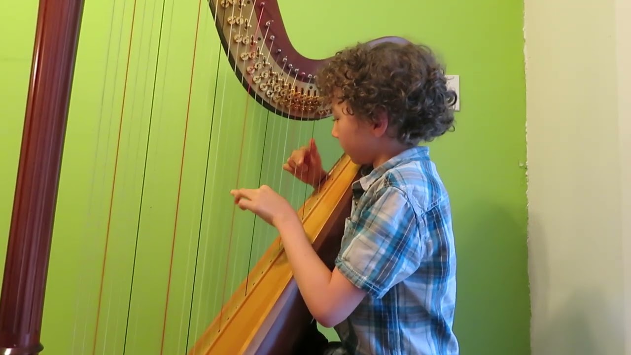 Huaino by Hector Iglesias Villoud (performed by Jay Lamb)