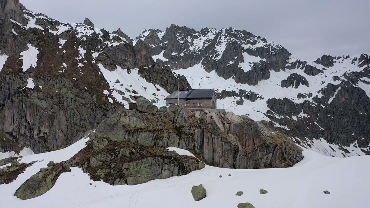 Albert-Heim-H&uuml;tte am Furkapass - Drone Teaser