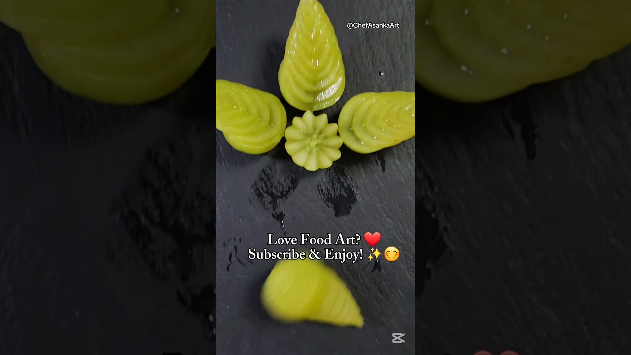 Beautiful Fruit Carving 🫒✨&ndash; Easy Grape Garnish Idea! #fruitcutting #foodart #shorts