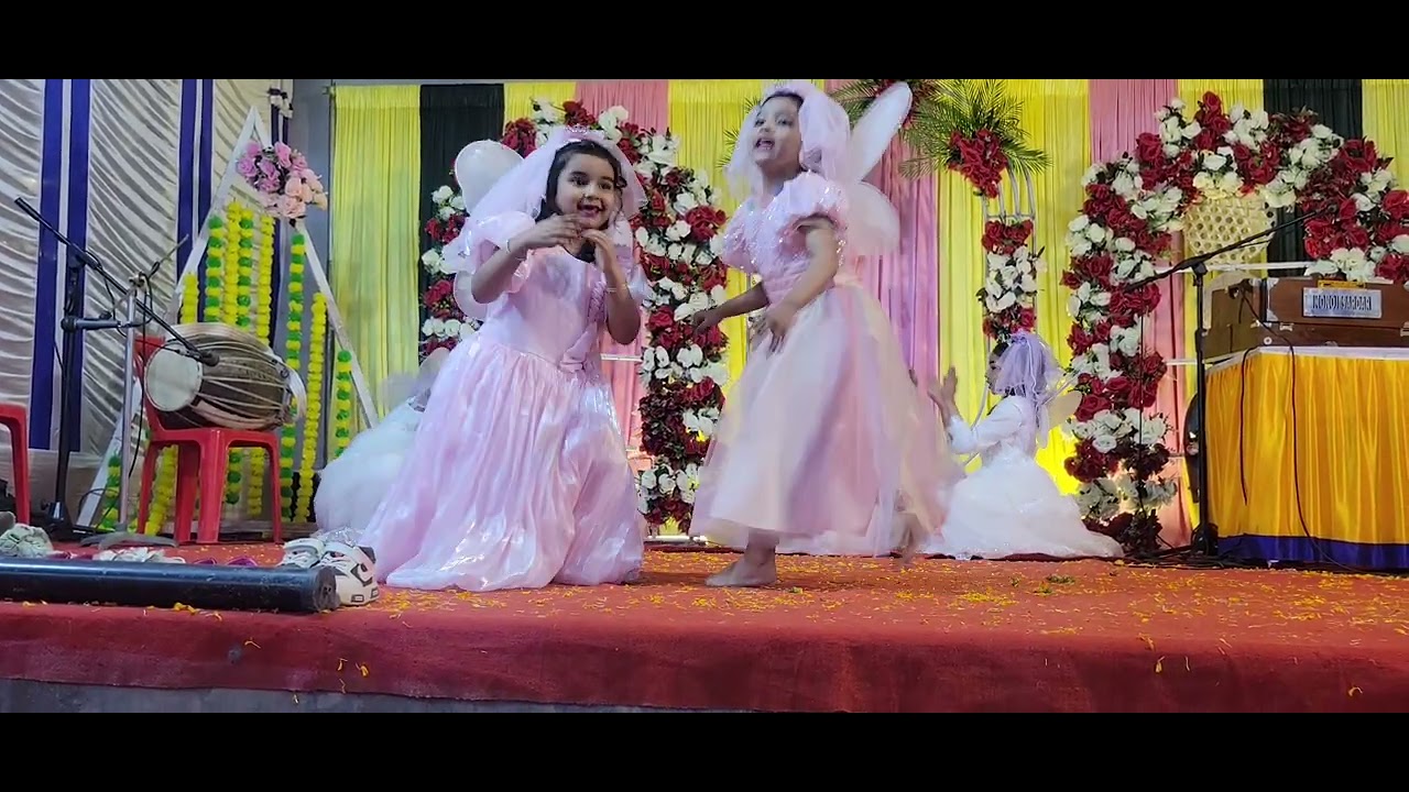 আমাদের দেশটি স্বপ্নপুরী ( Amader Deshti Shopnopuri) Stage performance 