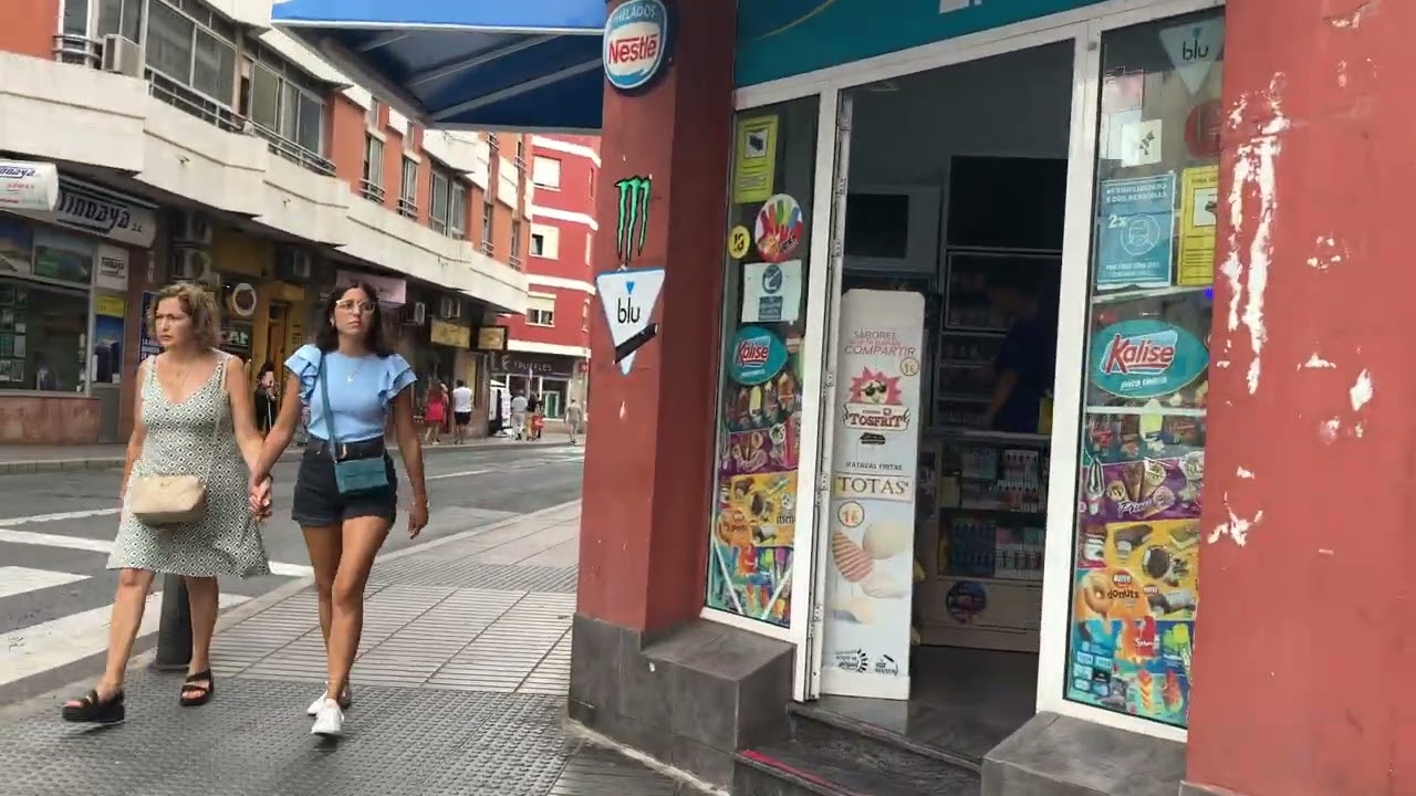 Wandering the streets of Las Palmas de Gran Canaria, Spain