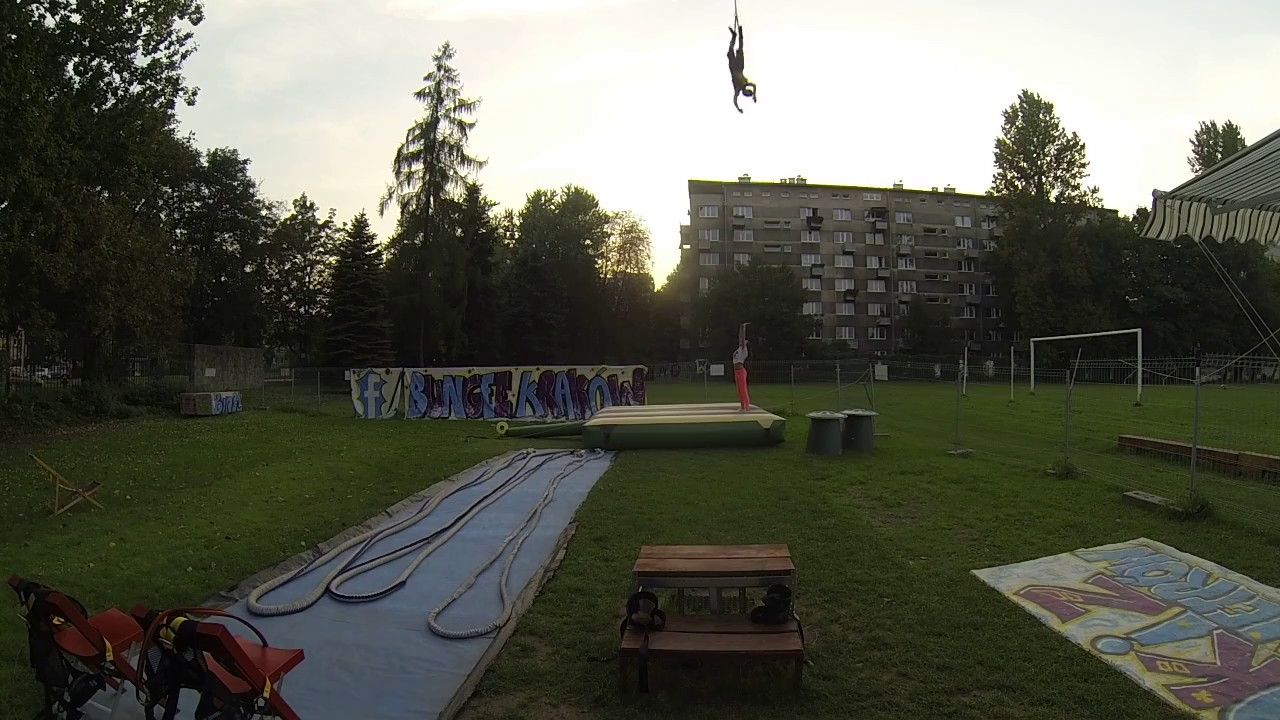 High five challenge @BungeJumpingKrakow
