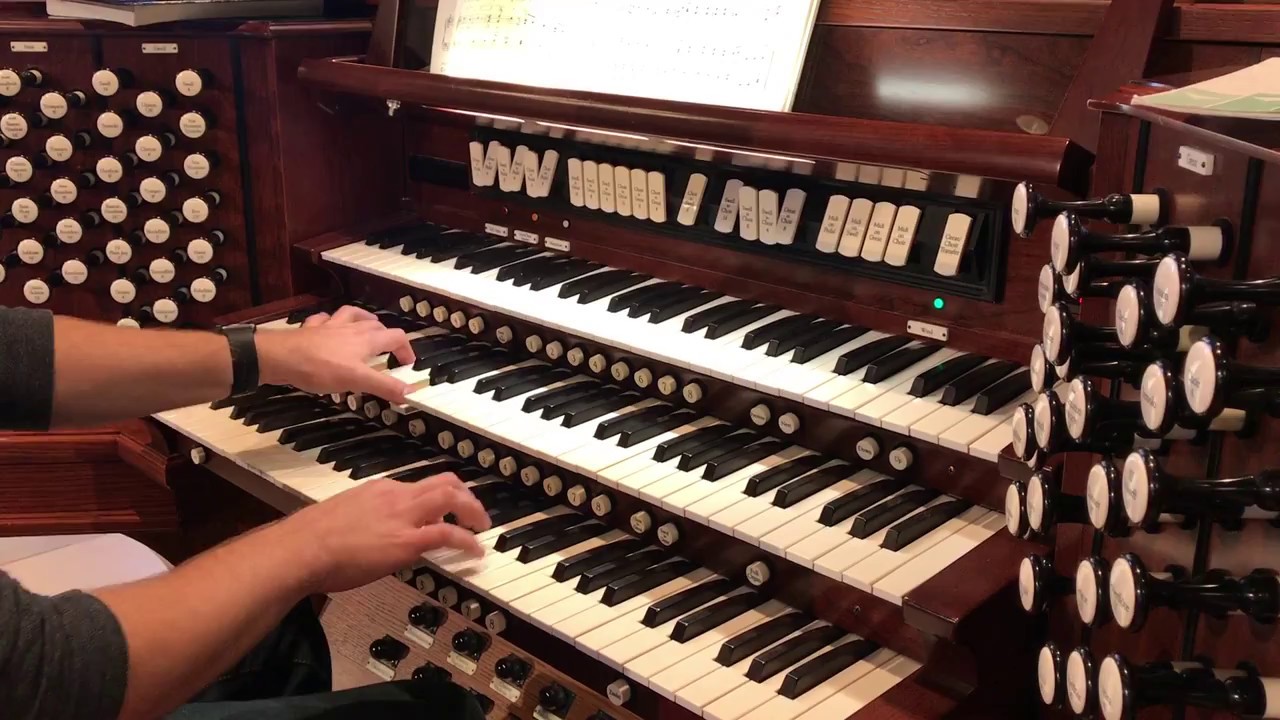We Wish You a Merry Christmas - Pipe Organ