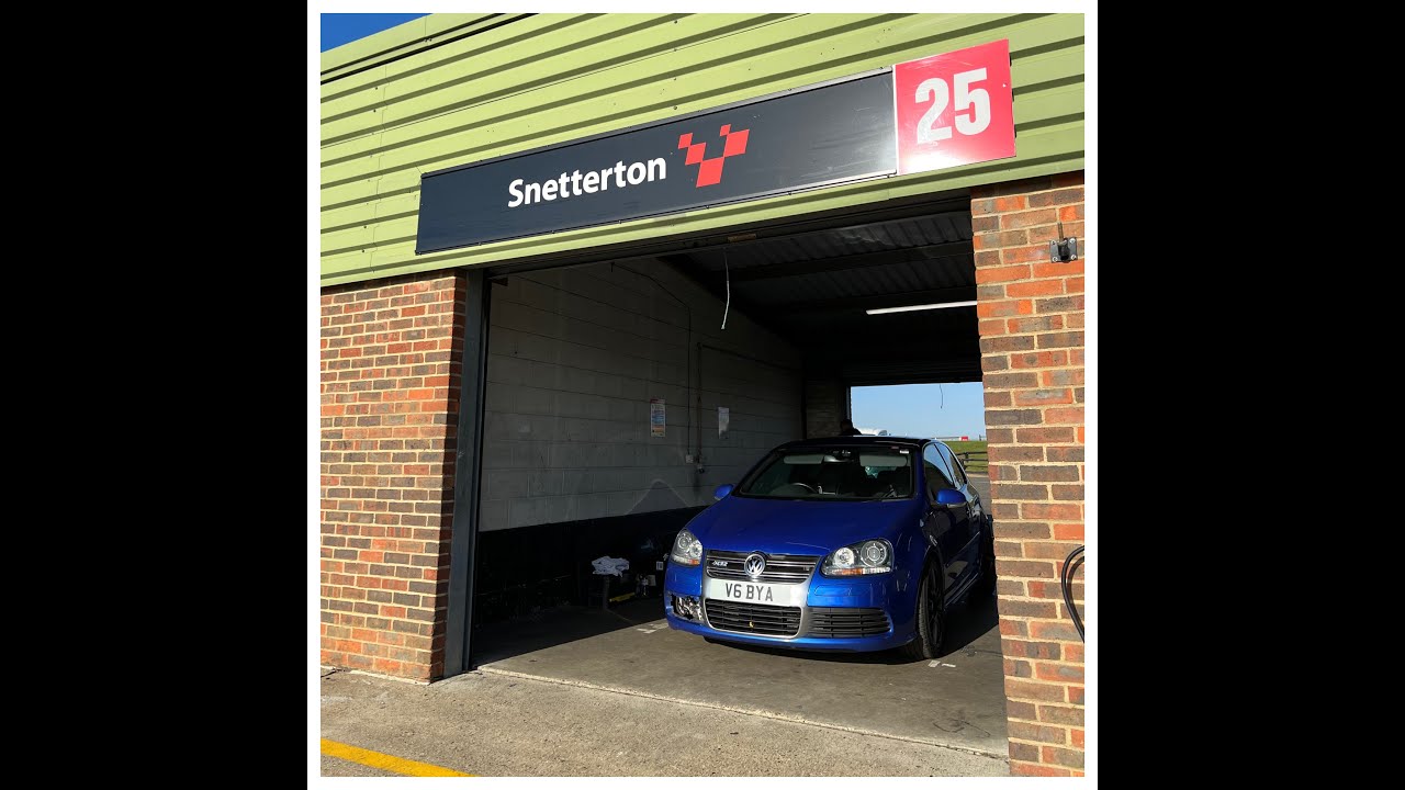 Golf R32 at Snetterton