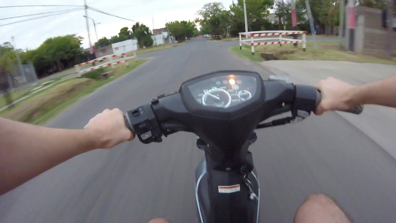 Probando la  Yamaha New Crypton 110 2017