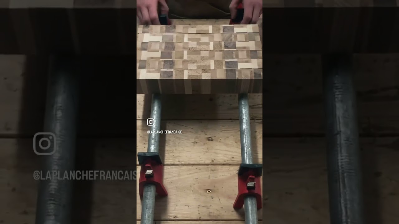 Fabrication d&rsquo;un billot CHAOS - Partie 5 #artisanat #plancheadecouper #bois #billot
