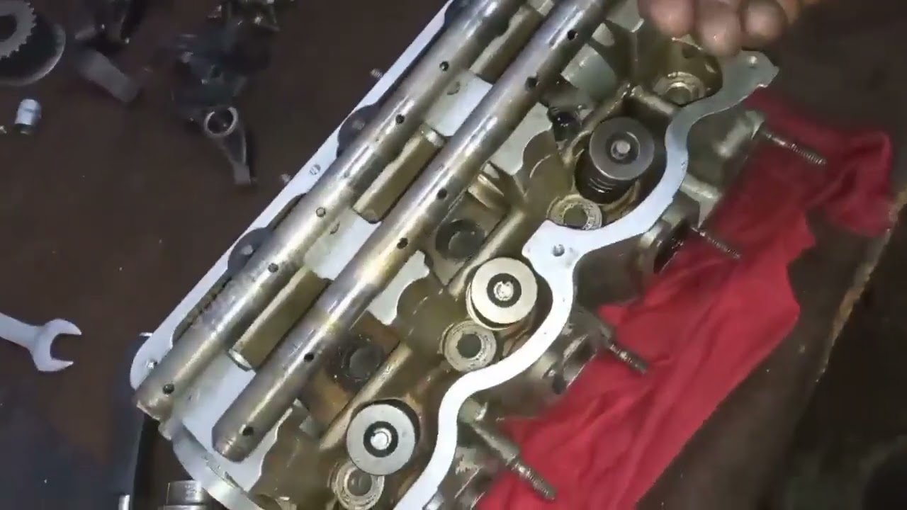 تجميع راس المحرك دايو ماتيز Engine head assembly Daewoo Matiz