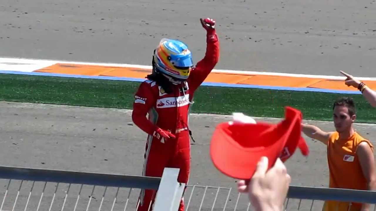 Alonso vencendo em Valencia 2012