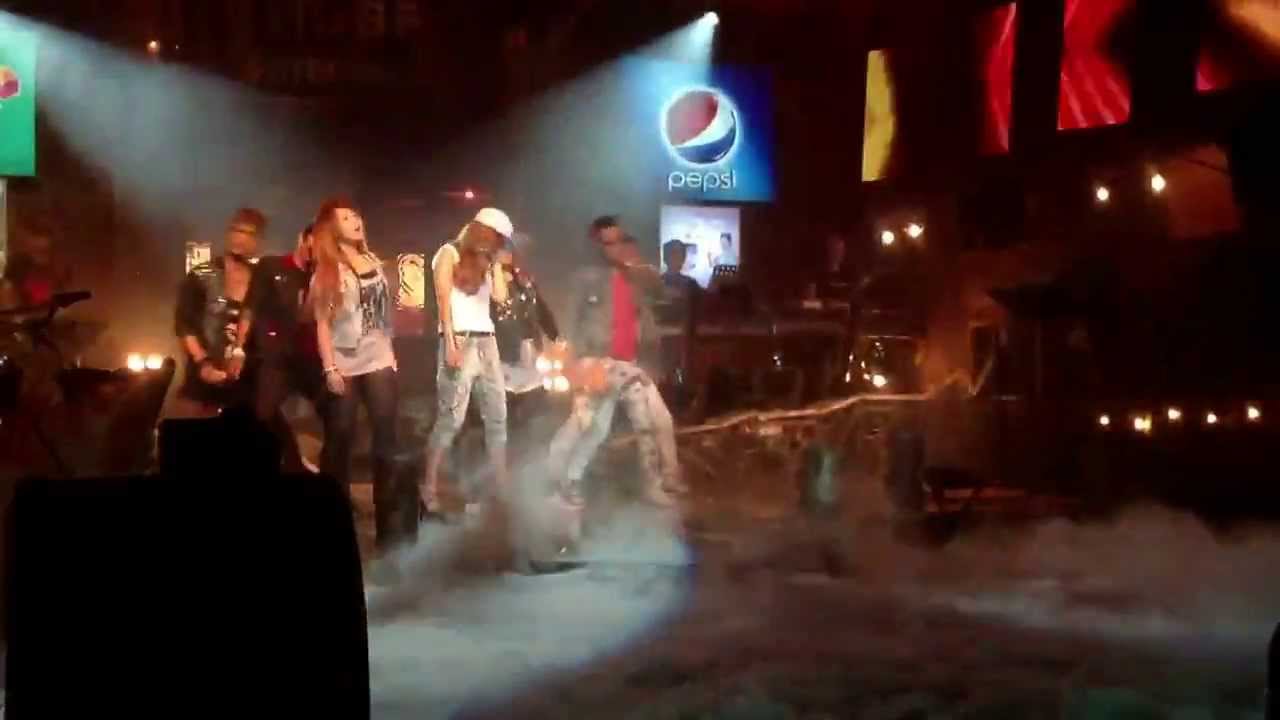 High Show by Chhet SovanPanha ft 5F-fect Preformence At HMHDTV Water Music